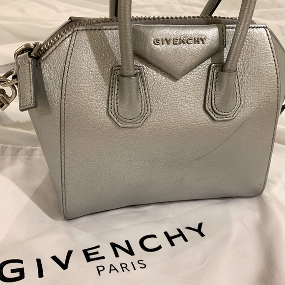 Givenchy Antigona Mini Bag - Picture 2 of 9